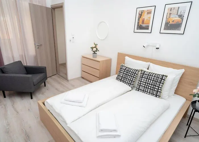 Very Extra Large Brand New Aircon * Budapeszt