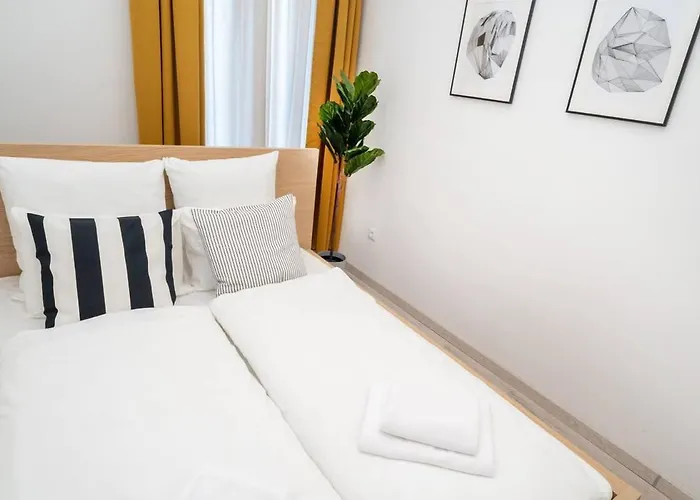 Very Extra Large Brand New Aircon Apartament Budapeszt
