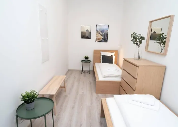 Very Extra Large Brand New Aircon Apartament *