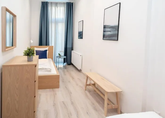 Appartement Very Extra Large Brand New Aircon *