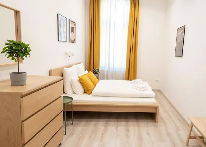 Appartement Very Extra Large Brand New Aircon